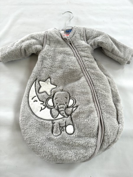 Kuscheliger Schlafsack, abnehmbare Armel, Ideal für Bett und Kinderwagen - ca. 55,0 cm Länge, Größe 50/56