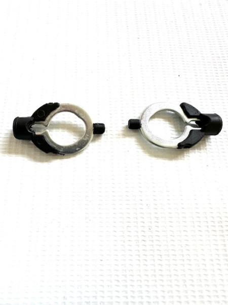 1x Gesslein V3 Set Entriegelungsknopf für Arretierung Spielbügel Schutzbügel, Herausfallschutz, Frontbügel - Durchmesser vorne: 1,0 cm - siehe Text !! Für F6 Air+, F4 Air+, S4 Air+