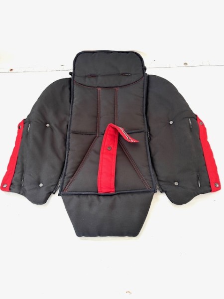 Vorführmodell! Teutonia Sitzeinhang für Sportwagenaufsatz, Sportsitz 1999 bis 2006 (siehe Text!) - schwarz/rot